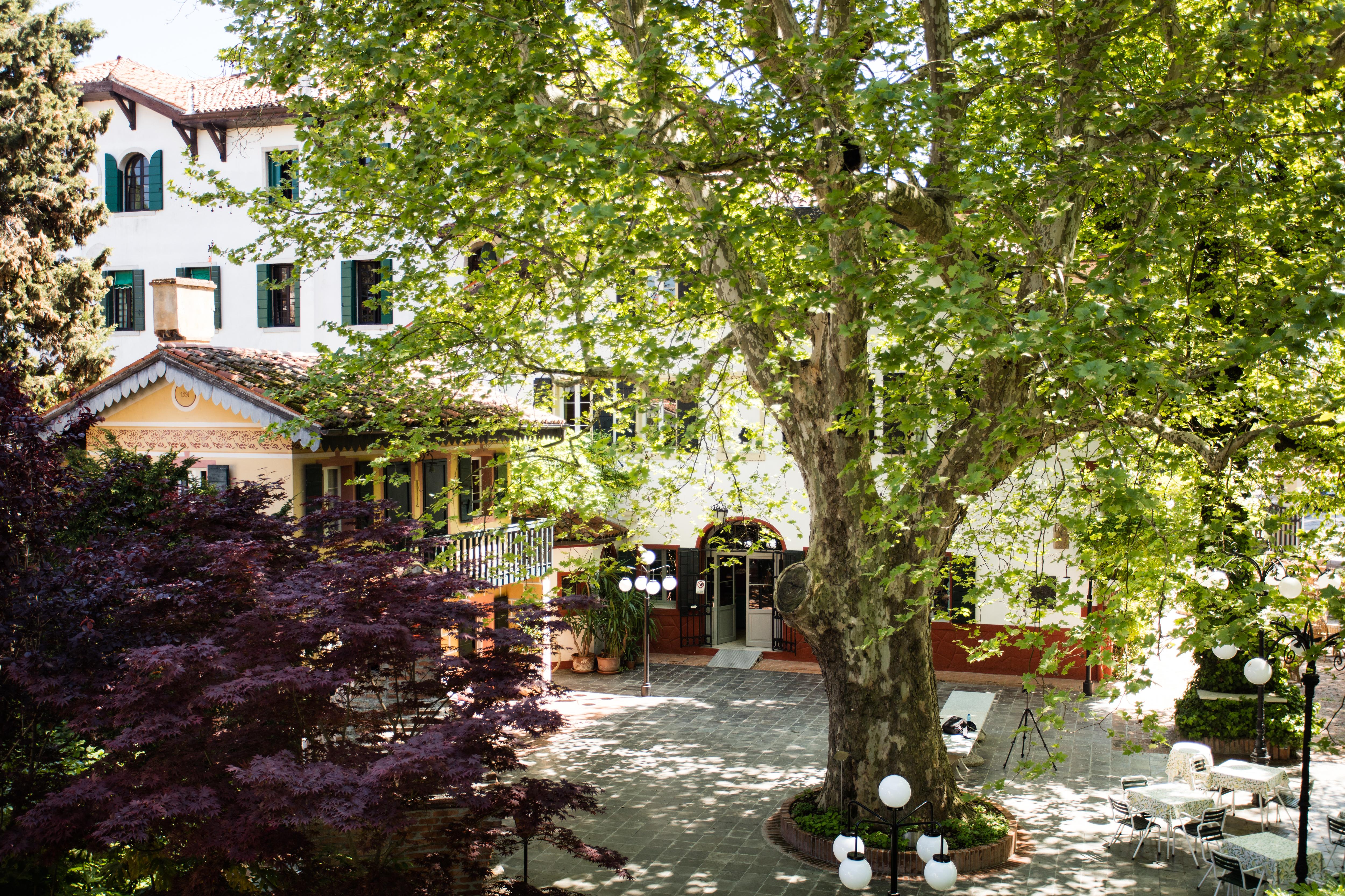 Residenza D'Epoca Albergo Quattro Fontane Венеция Лидо Екстериор снимка